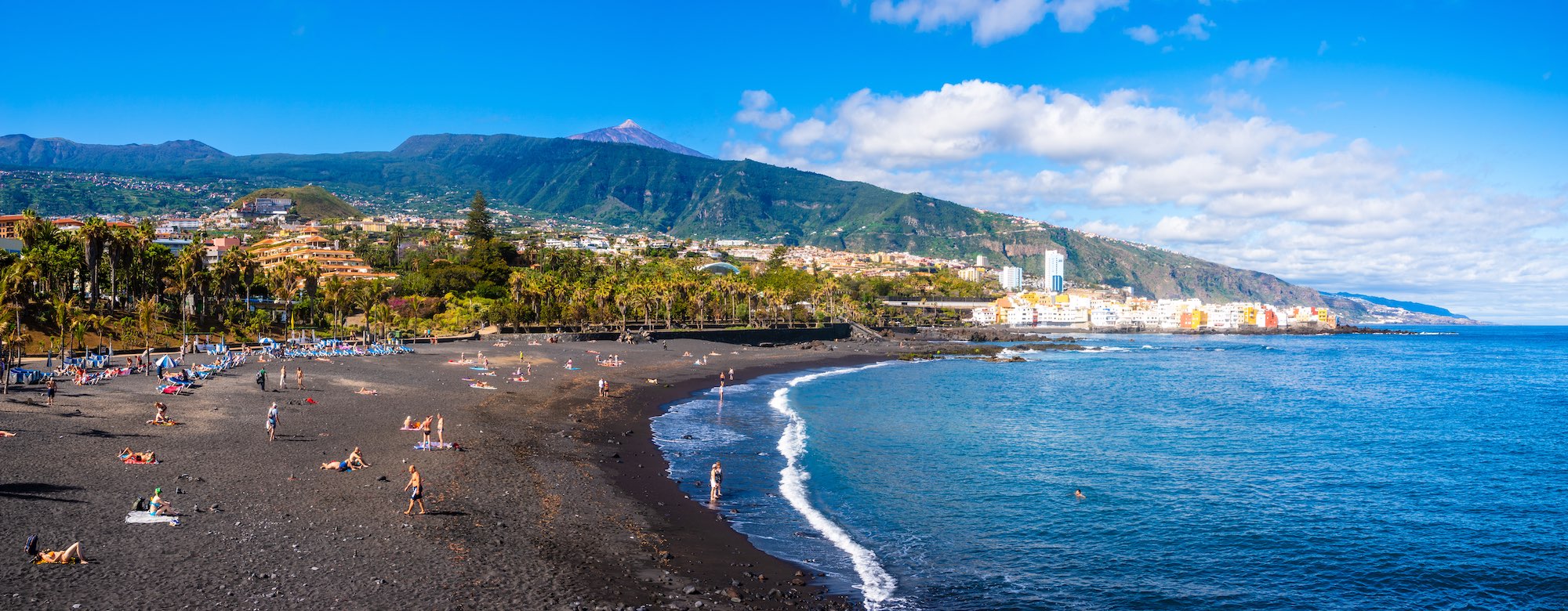 Playa Jardin, Puerto de la Cruz, Teneriffa Alanya Copyright © AdobeStock 311011290 muratart