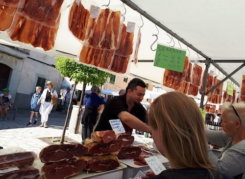 Wochenmarkt Sineu