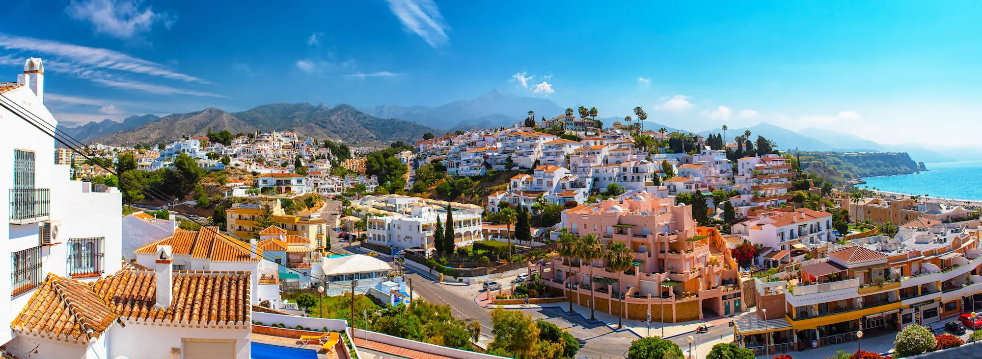 Costa del Sol ( Nerja ) - Copyright © AdobeStock 220681585 Horvath Botond