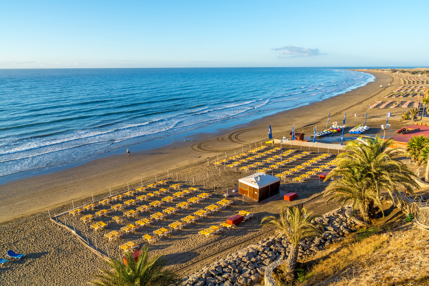 Gran Canaria Playa del Ingles Strand Copyright © AdobeStock Fotolia 66149701 S kaleff