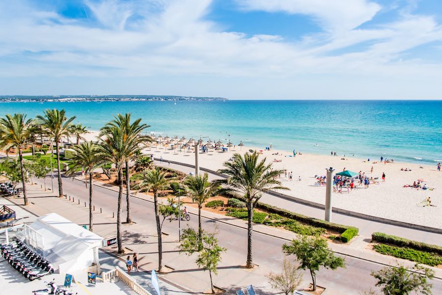 Playa de Palma / Mallorca Copyright © AdobeStock 346713009 Diego Blanco