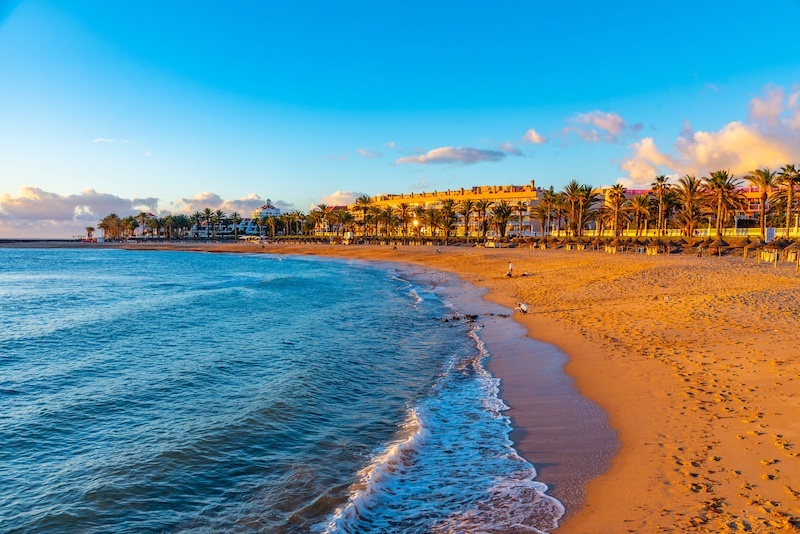 Playa del Camison Copyright © AdobeStock 423299932 dudlajzov