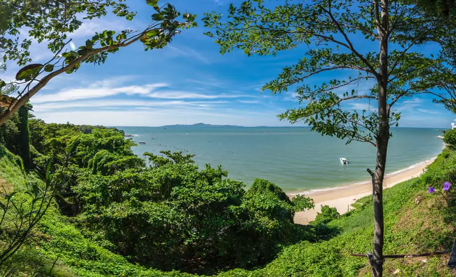 Pattaya "Phra Tam Nak Beach" - Thailand Copyright © AdobeStock 235269260 S Taweewut