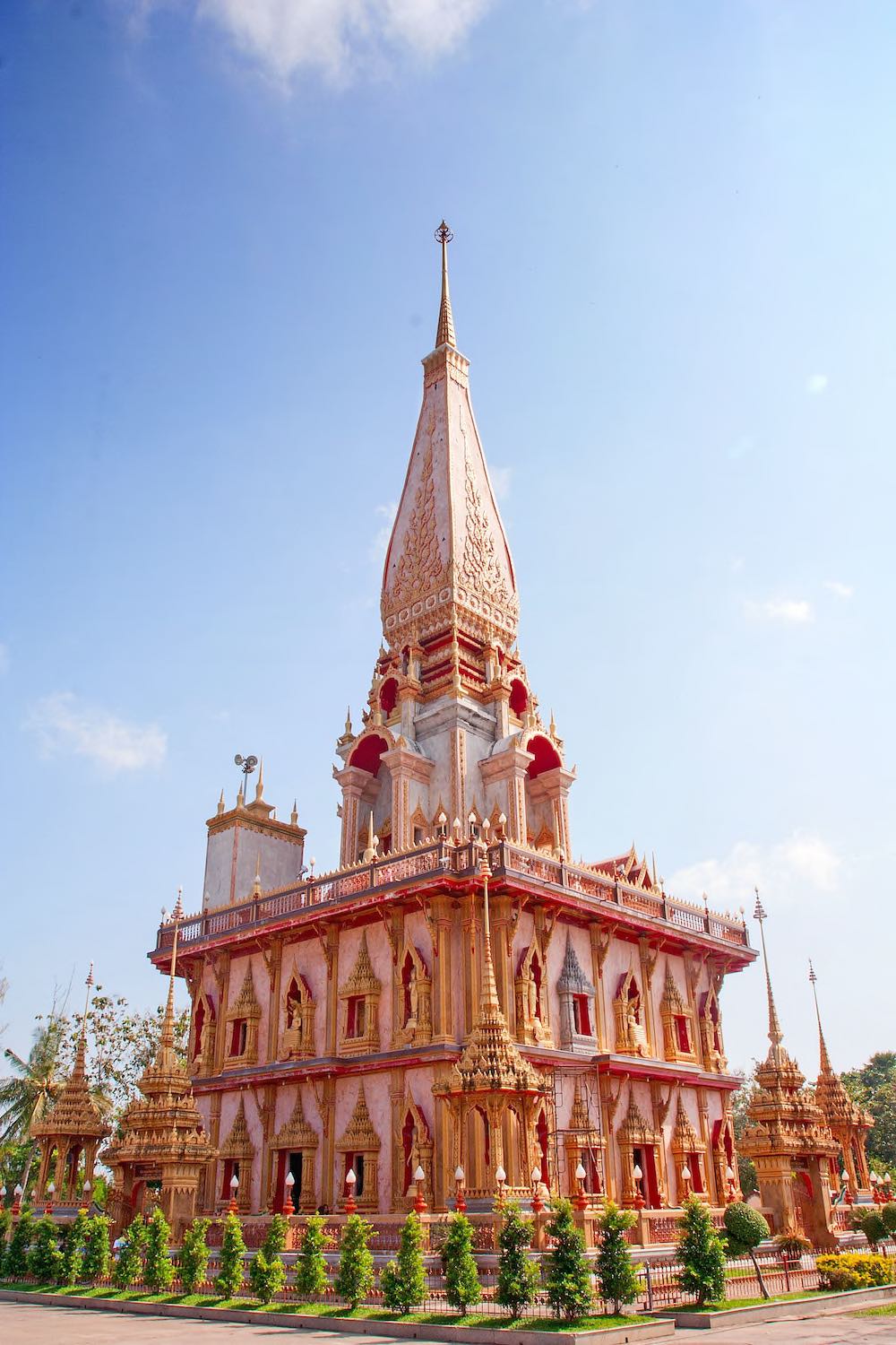 Phuket "Wat_Chalong" - Thailand Copyright © AdobeStock 85975012 tuckraider