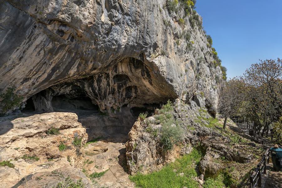 Antalya Karain Cave Copyright © AdobeStock 424506373 Selcuk