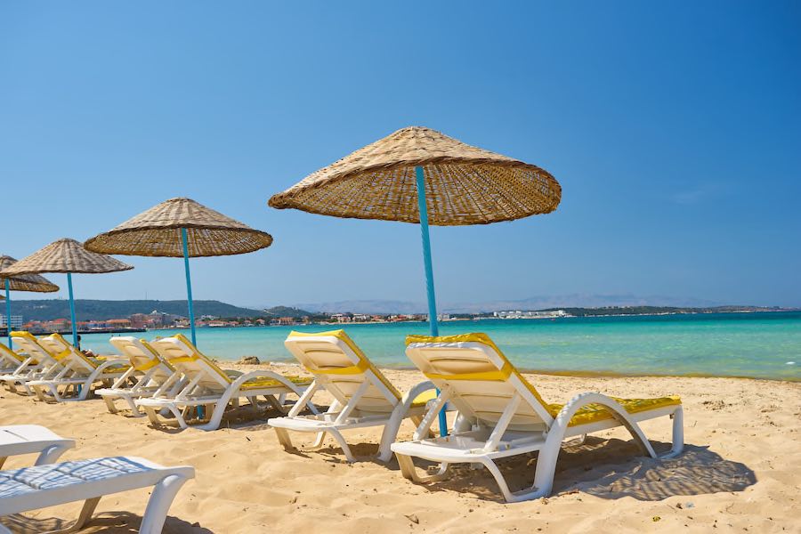 Cesme-Strand in der Provinz Izmir Copyright © AdobeStock 400845400 Ryzhkov Oleksandr