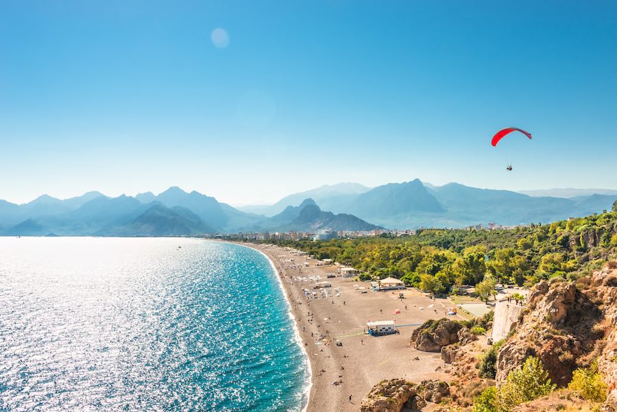 Türkische Riviera Antalya Copyright © AdobeStock 221327660 neurobite